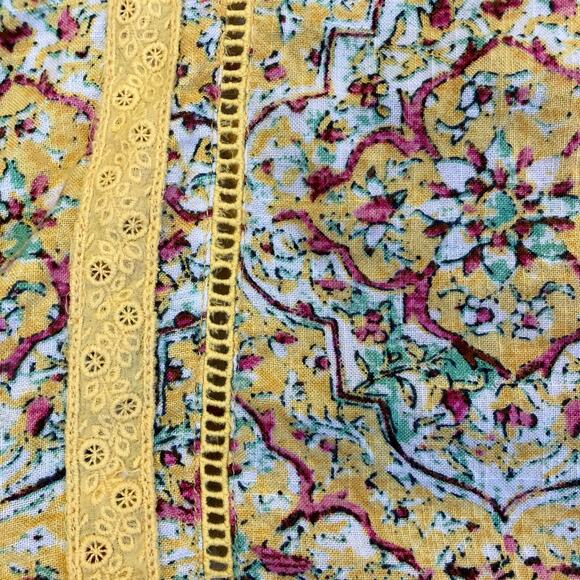 Anthropologie Pilcro Sz 1X Pintuck Peasant Blouse Yellow Floral Crochet Cottage - Picture 16 of 16